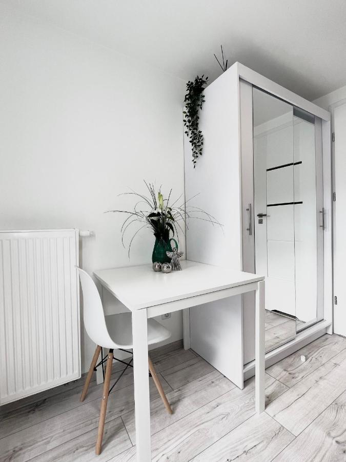 Apartament Goplanska Free Parking Self Check-In 24H Posen Exterior foto